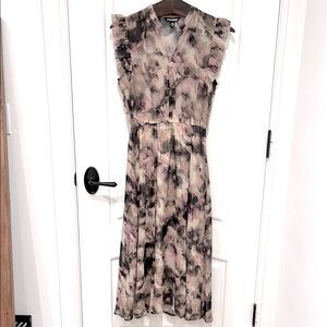 Steve Madden Brown and Tan Midi Dress with Ruffled Cap Sleeves, XS